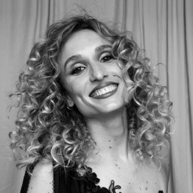 https://www.enescena.com.ar/wp-content/uploads/2026/07/REBECA-DUNKLER-384x384.jpg